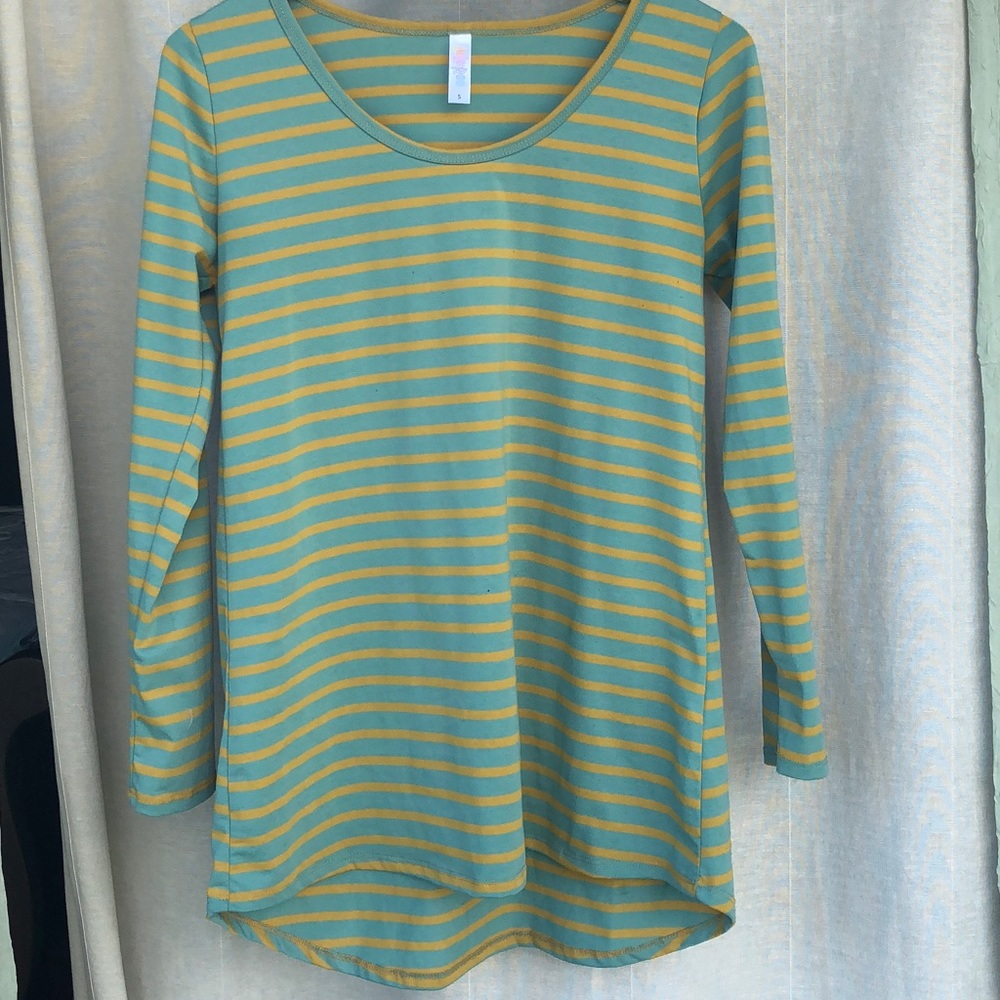 Lularoe Lynnae size small